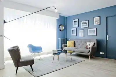 Gris bleuté : les meilleures associations de couleurs pour sublimer le gris bleu