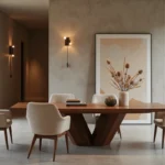 Showroom de mobilier haut de gamme avec table en noyer massif et chaises en bouclé ivoire dans un espace au plâtre brut